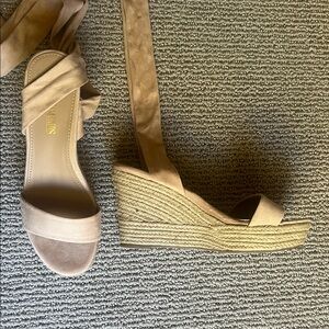 Toms Beige Wedge Sandals
